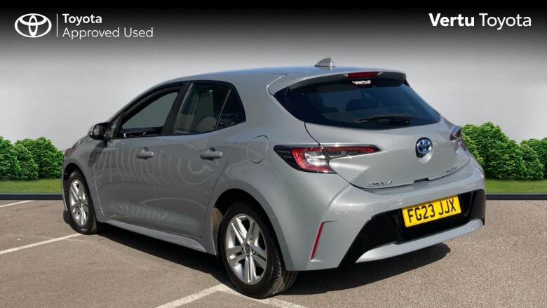 Toyota Corolla 1.8 VVT-i Hybrid Icon Tech 5dr CVT Hybrid Hatchback